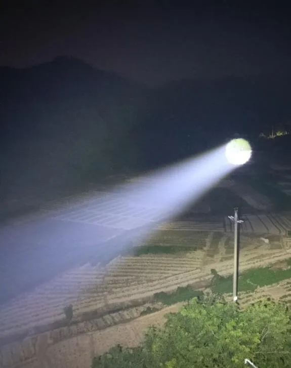 مصباح بحث LED 200W 300W IP66 مقاوم للماء الفولاذ مضاد للتآكل 1000m 3000m سفينة بحرية سفينة قارب بعيد البحث الإنقاذ مصباح بحث 7