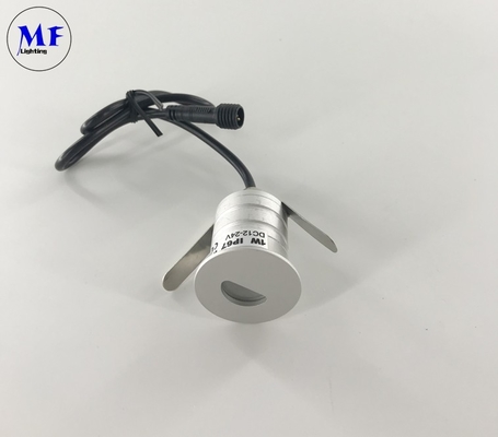 IP67 Waterproof Floor LED Light 95lm Withstand Pressure 300kg and 1 Meter Underwater Landscape