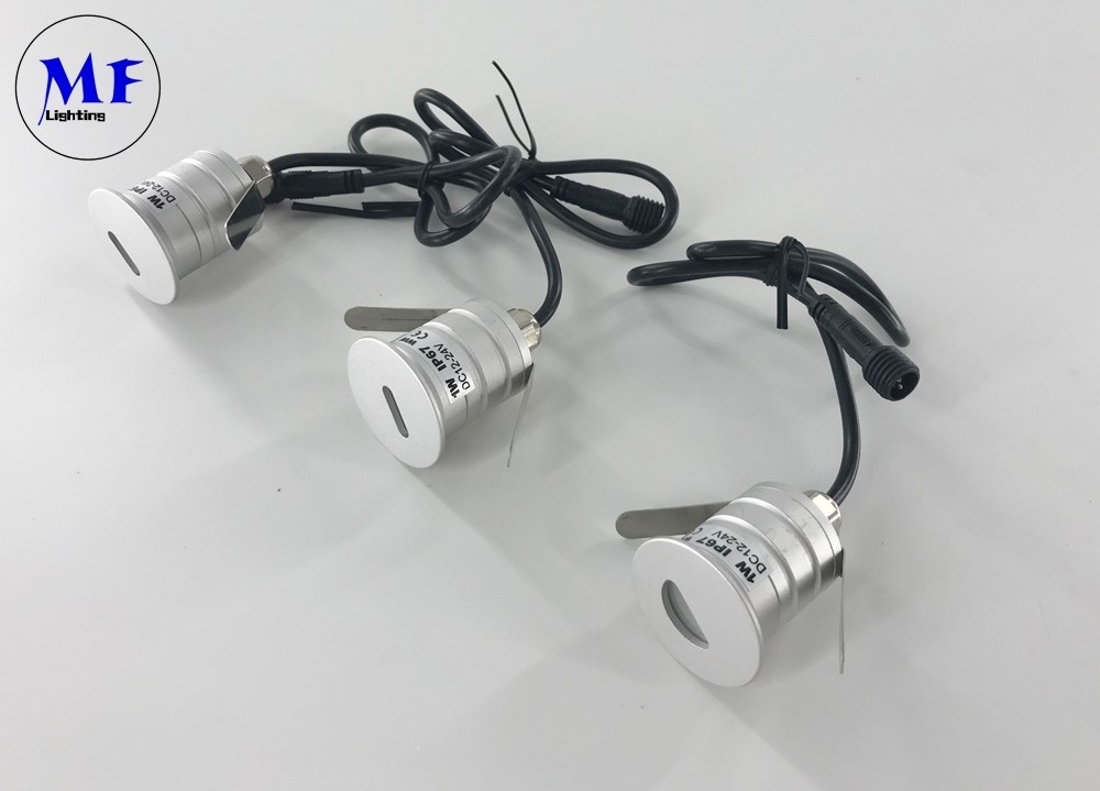 IP67 Waterproof Floor LED Light 95lm Withstand Pressure 300kg and 1 Meter Underwater Landscape